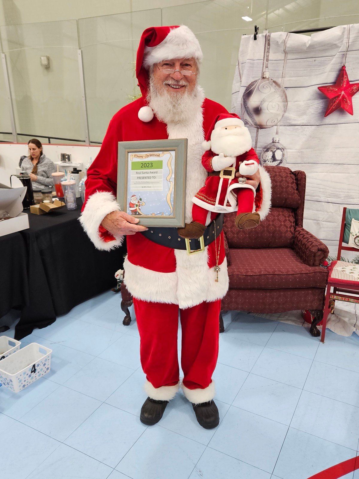 A RIGHT JOLLY OLD ELF