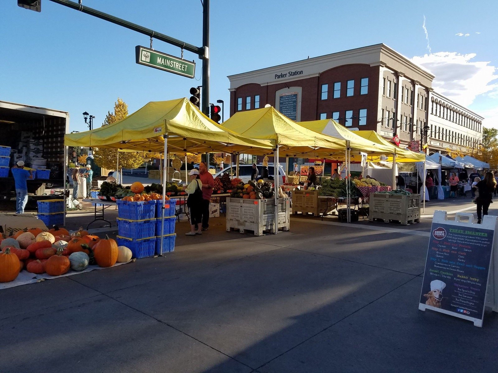 Downtown Events, Hometown Feel